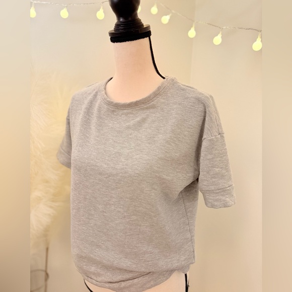 🌾 REPUBLIC Women's Short-sleeved Sweatshirt - Picture 2 of 4